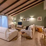 Country - Villa Kalamáta