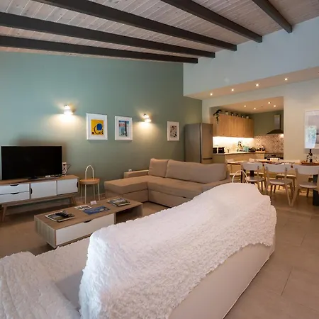 Country - Villa Kalamáta