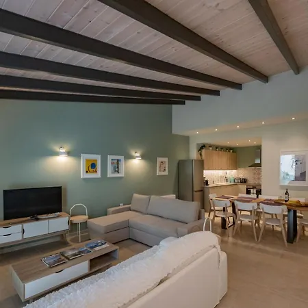 Country - Villa Kalamáta